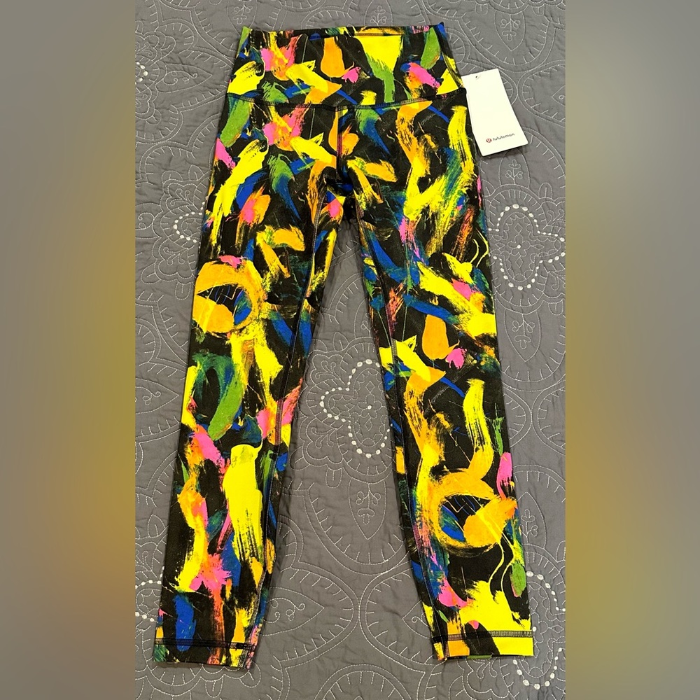 Lululemon Women’s Wunder Train HR Tight 25” NWT Size 6